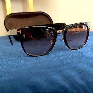 Tom Ford Wayfarer-style Sunglasses
